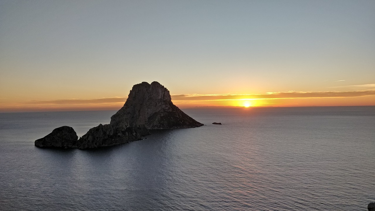 Descubriendo la Cala Más Bonita de Ibiza