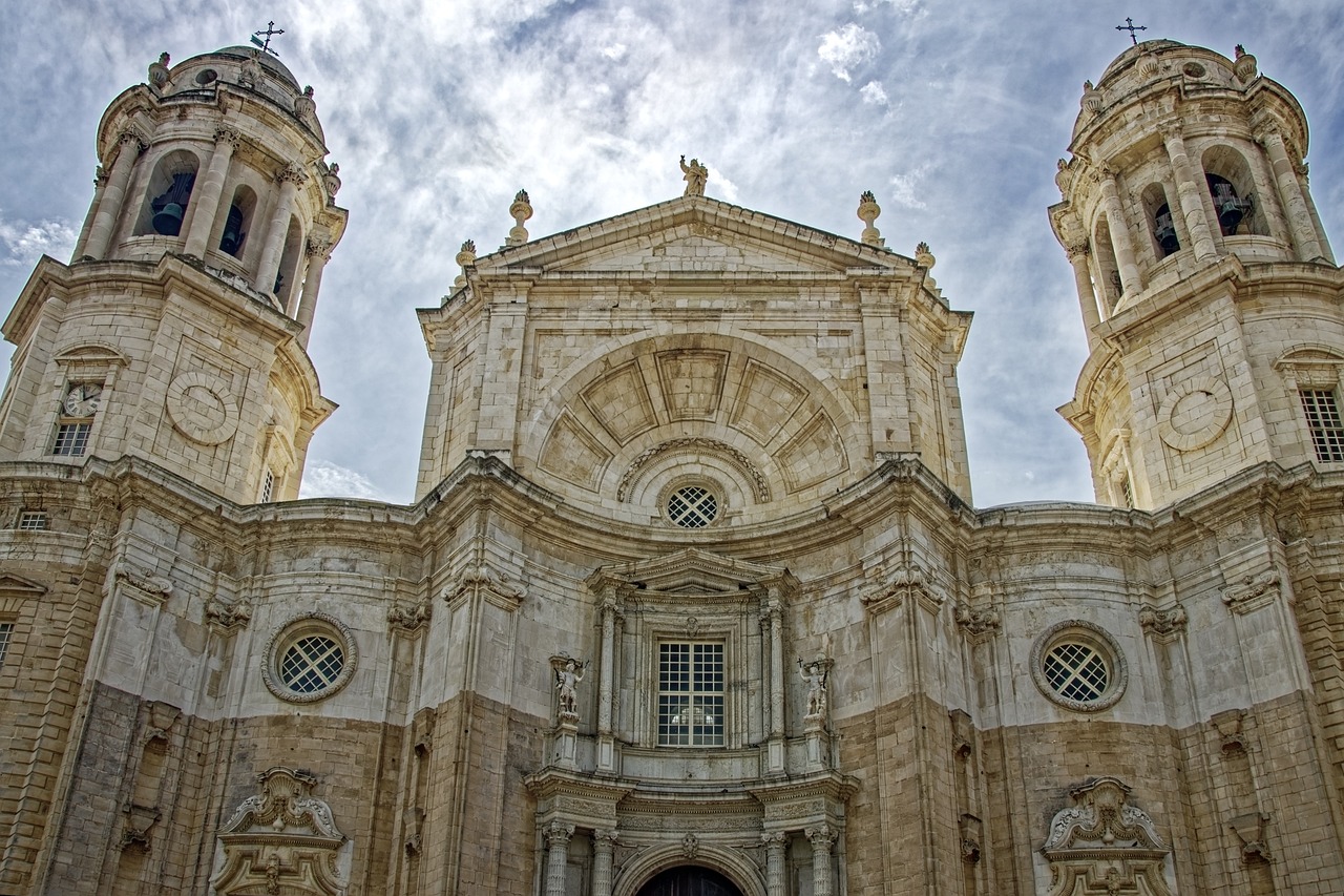 Descubre Cádiz ciudad en un día: ¡Todo lo que tienes que ver!