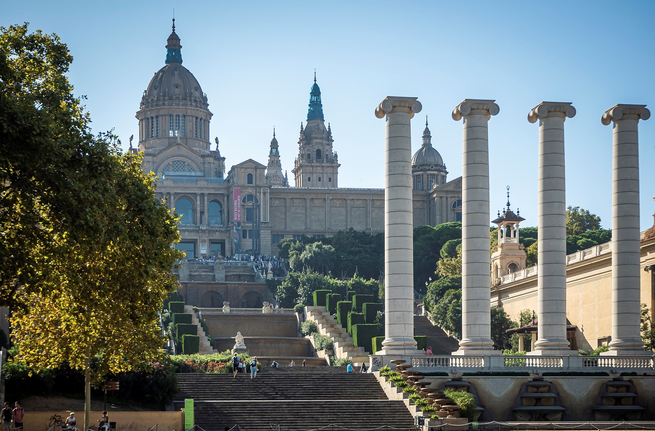 Descubre lo que no puedes dejar de hacer en Barcelona