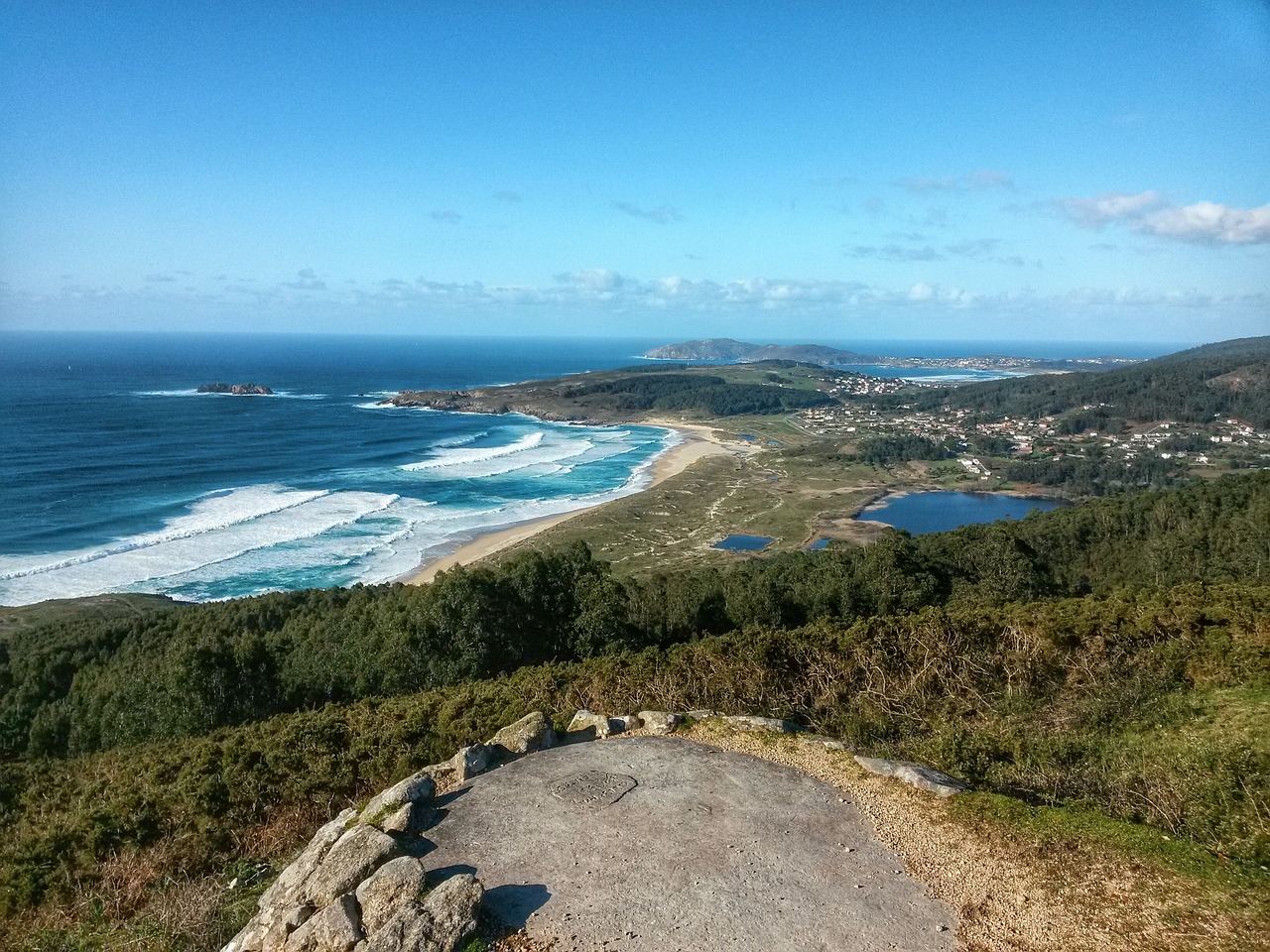 Las playas más cálidas de Galicia: ¿Dónde encontrarlas?