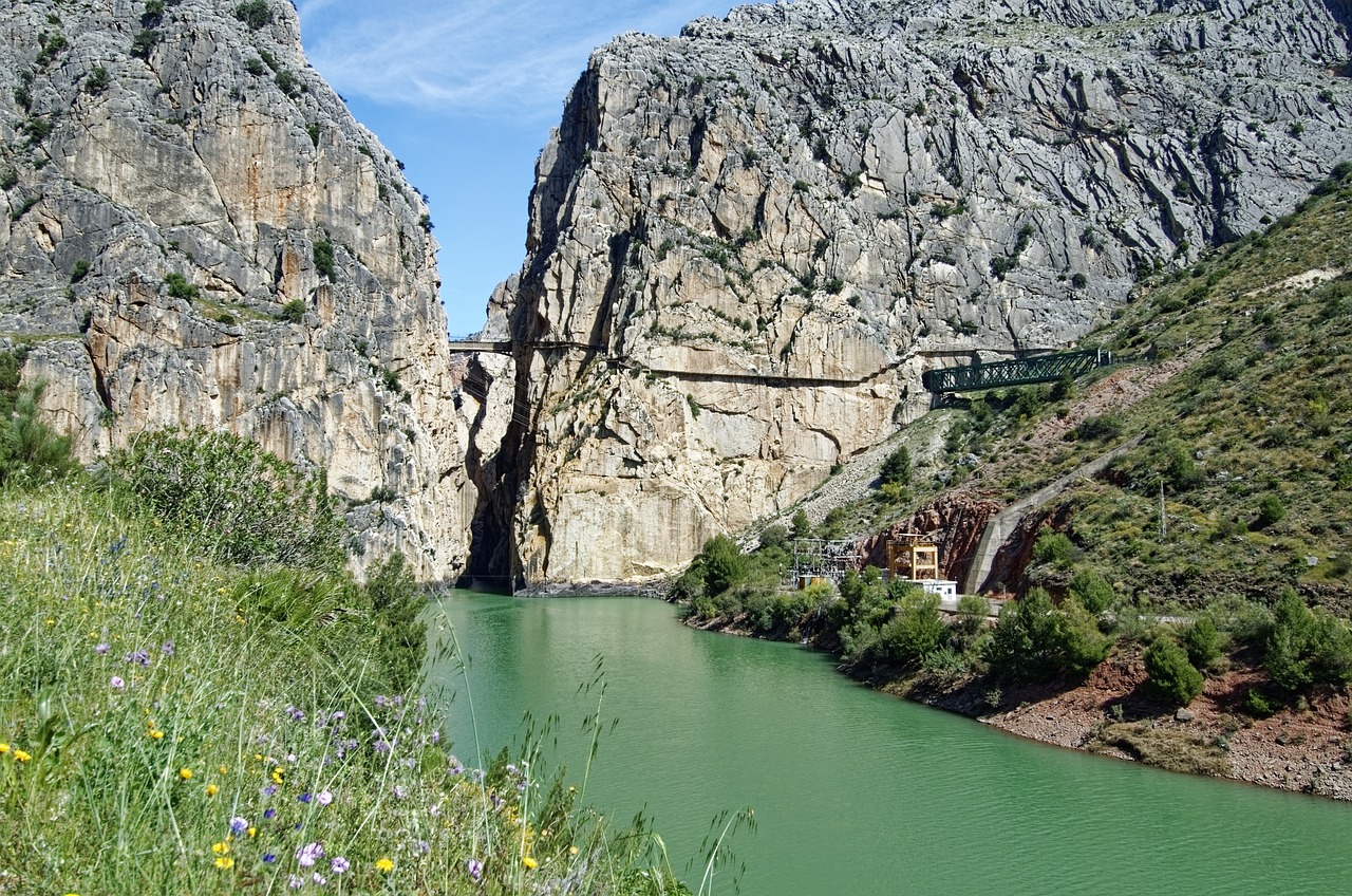 ¿Cuánto tiempo lleva recorrer el Caminito del Rey?