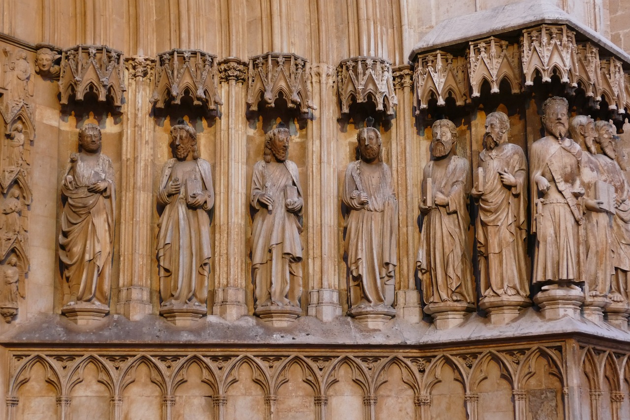 Descubriendo el misterio de quién está enterrado en la Catedral de Tarragona