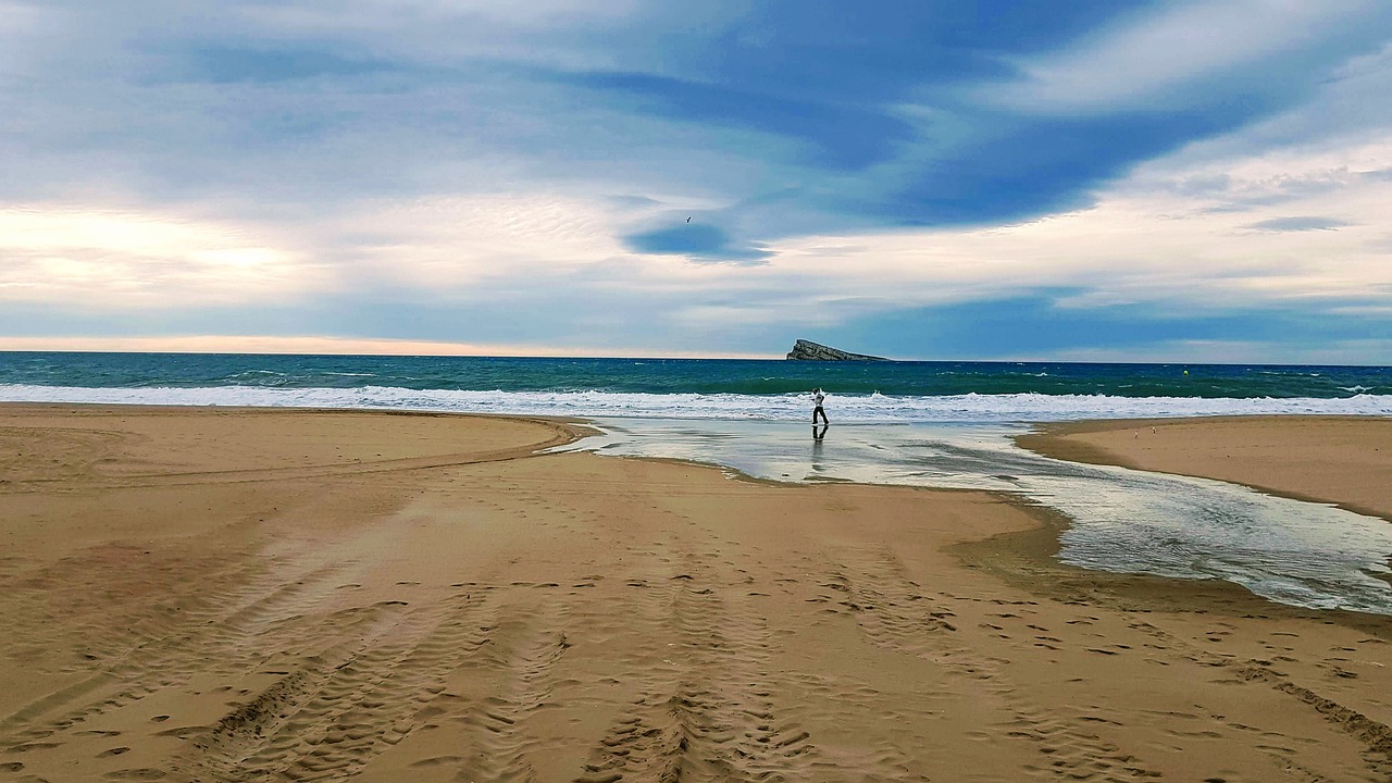 Descubre todos los encantos de Benidorm más allá de la playa