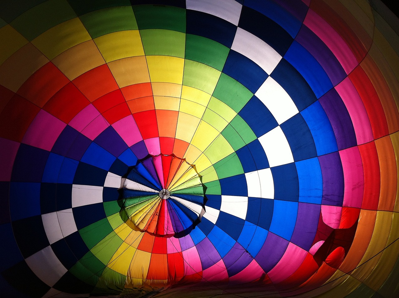 ¡Descubre los mejores lugares para practicar el vuelo en globo!