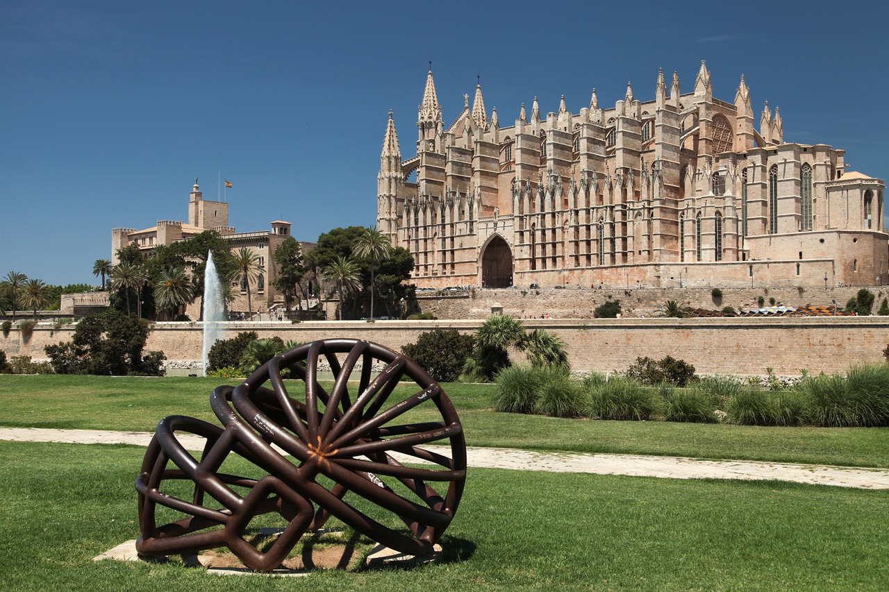 Descubriendo los lugares imprescindibles de Palma de Mallorca